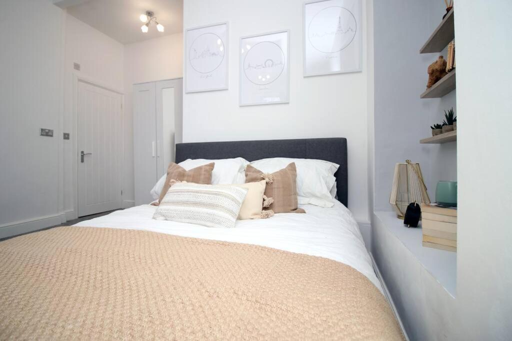 The Snug - Studio In Mount Pleasant * Swansea